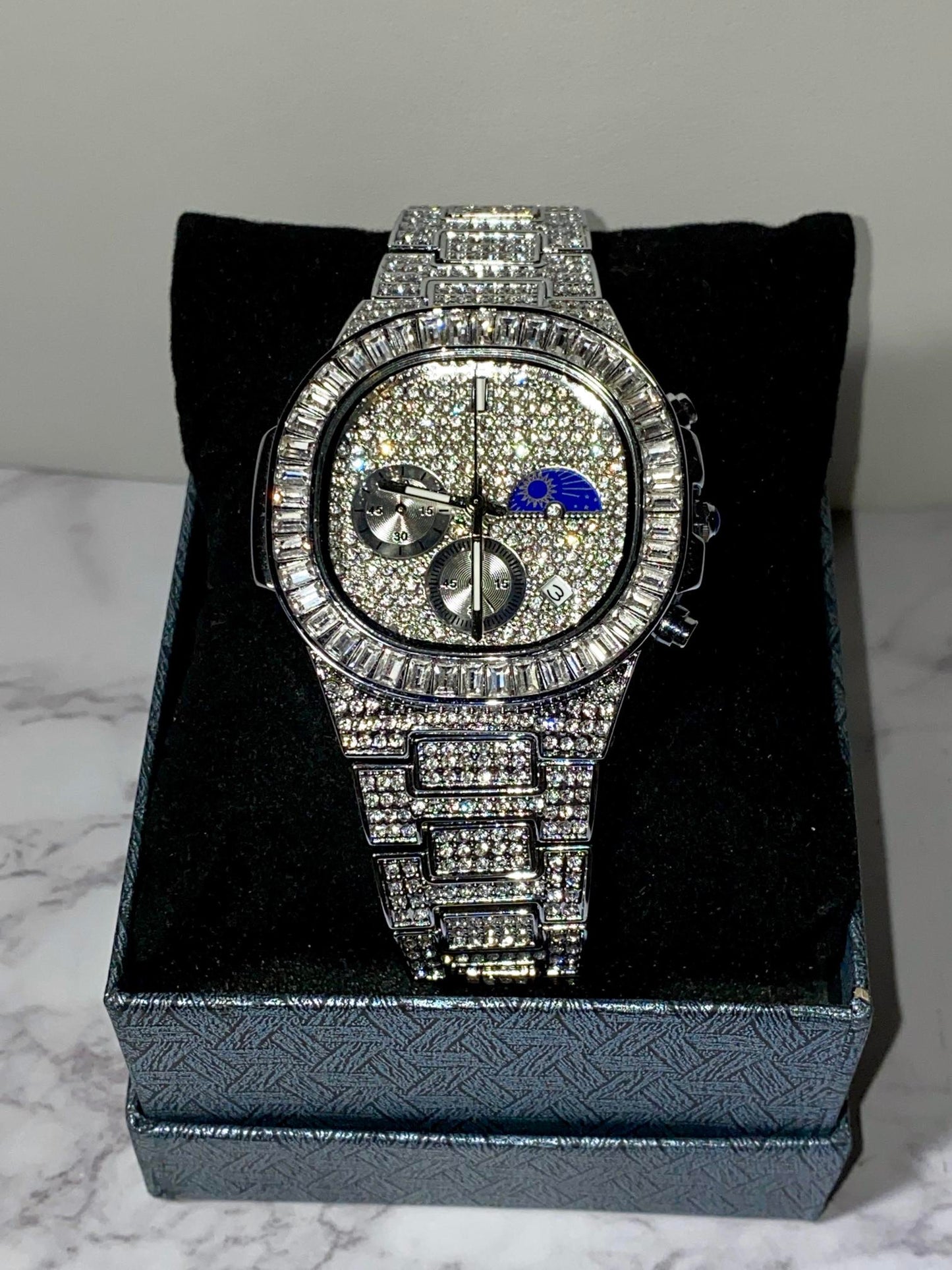 MoonGlow DiamondChrono® 40MM
